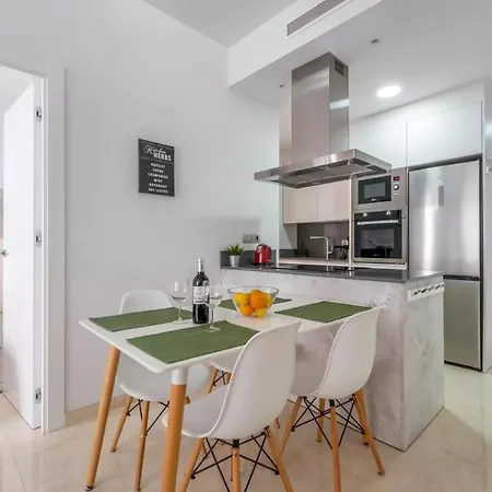 082 Moderno Con La Piscina Y Wifi Gratis Apartment *
